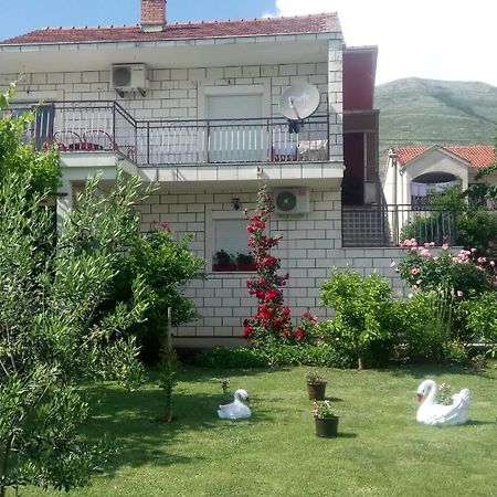 Apartmani Bridge Trebinje Exteriör bild