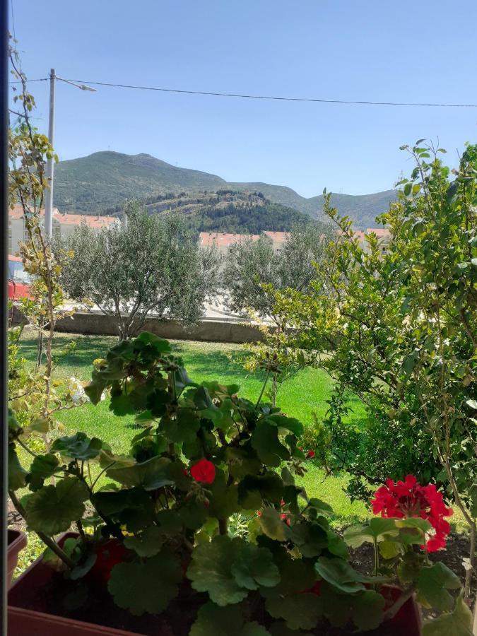 Apartmani Bridge Trebinje Exteriör bild