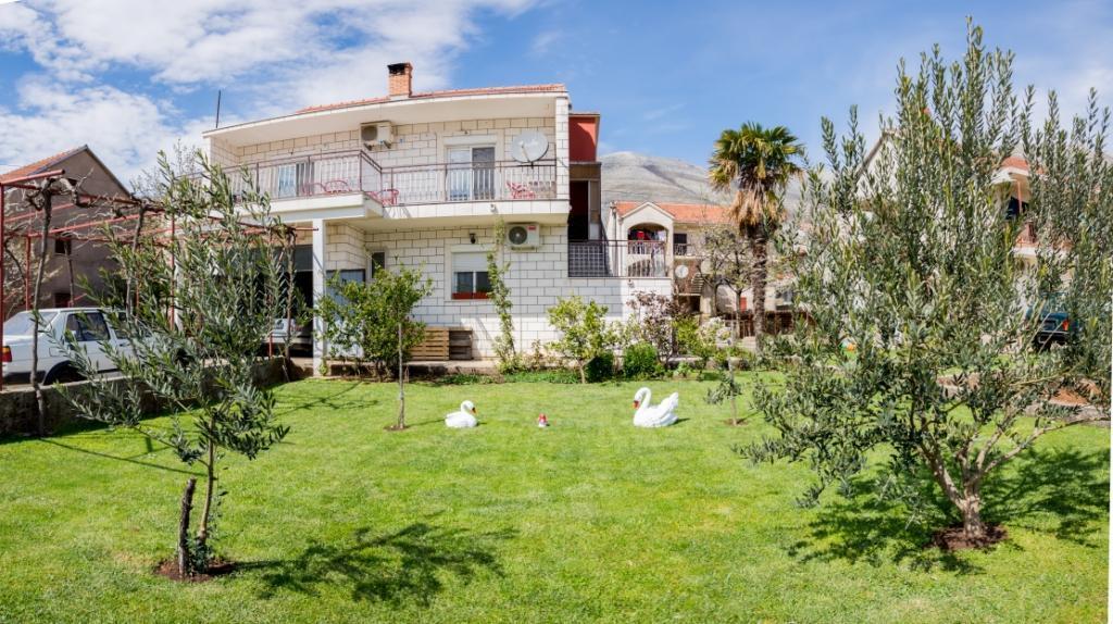 Apartmani Bridge Trebinje Exteriör bild